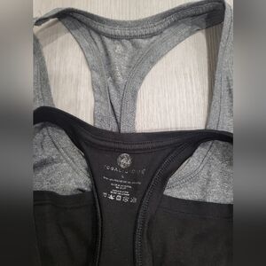 💥Black and Gray Yoga Tops, (Free If You Bundle)